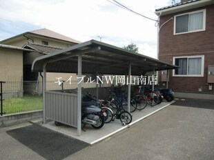 岡山駅 バス38分  福島郵便局前下車：停歩10分 1階の物件外観写真